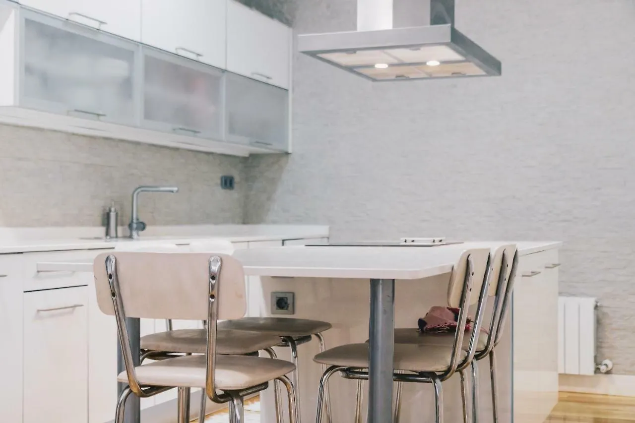 Nerbioi Apartment By People Rentals Bilbao 0*,
